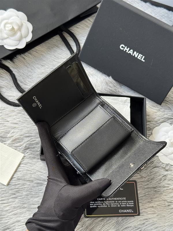 2026127215429389 270